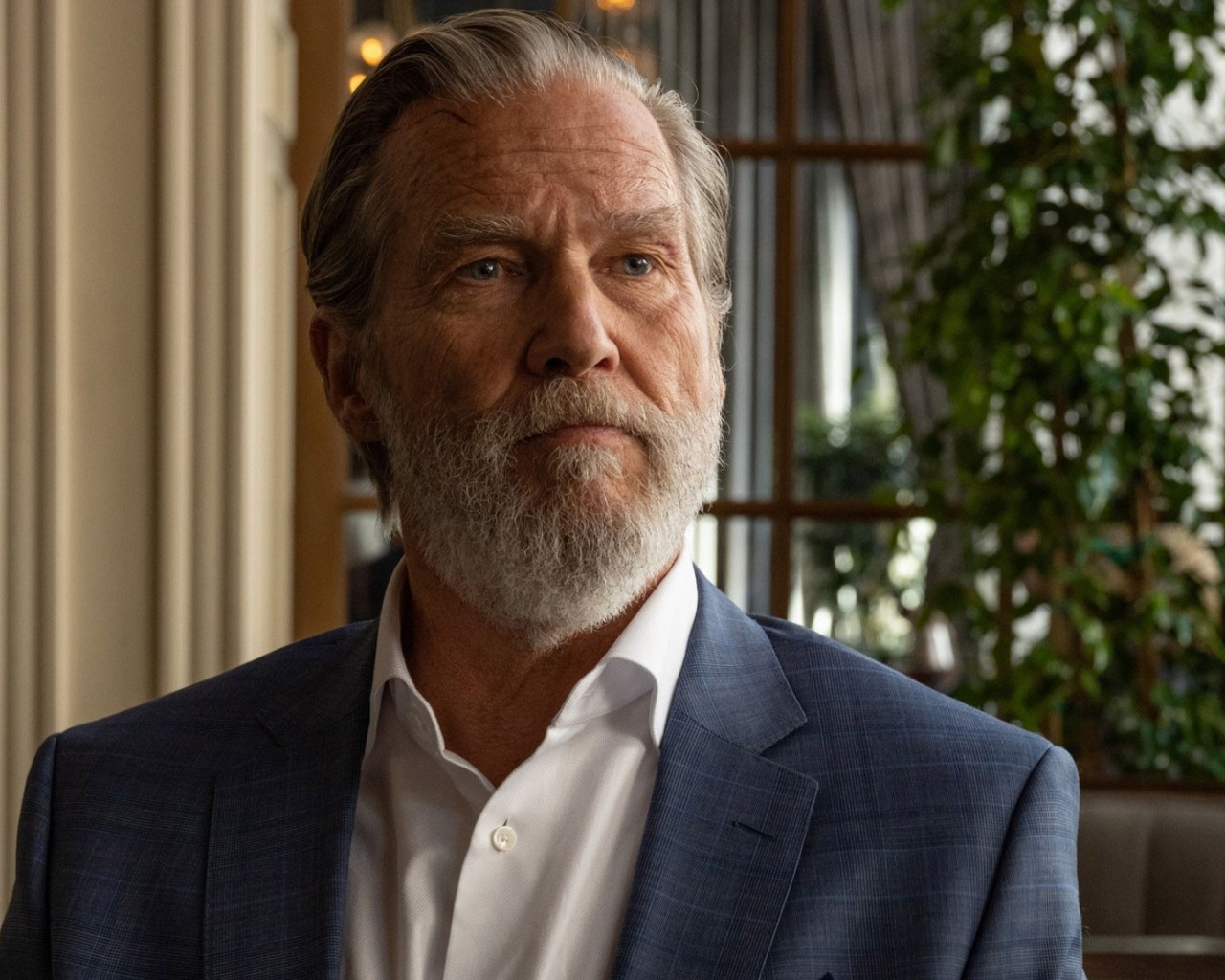 Актер Джефф Бриджес в костюме