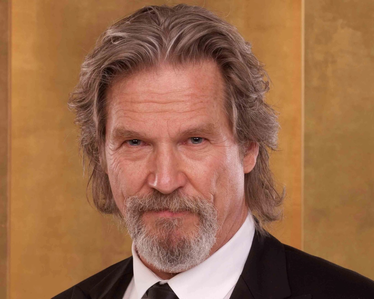 Голубоглазый мужчина актер Джефф Бриджес