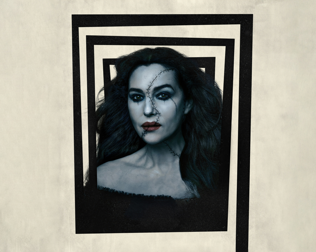 Актриса Моника Беллуччи в фильме Битлджус 2