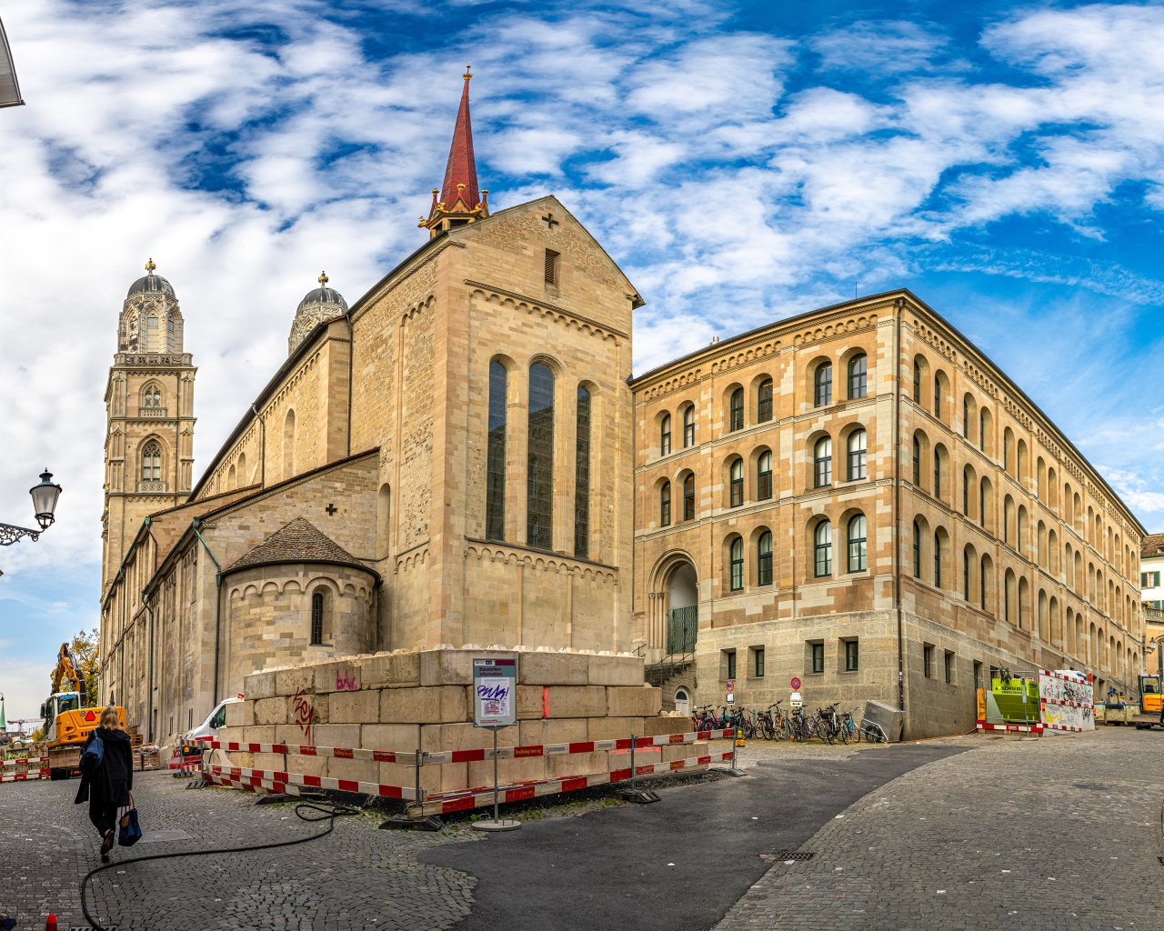 Старая церковь в городе Цюрих, Швейцария