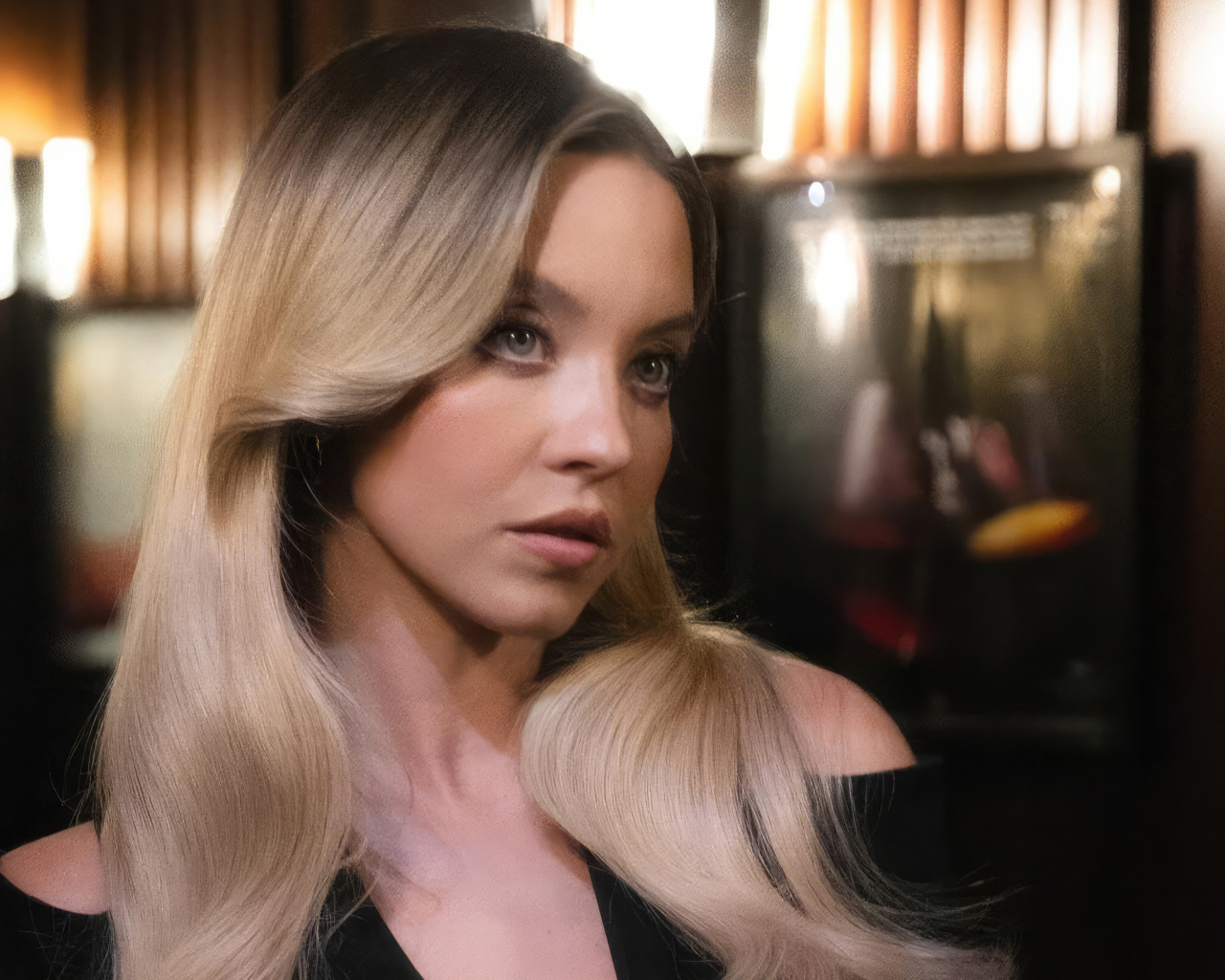 Голубоглазая блондинка актриса Сидни Суини