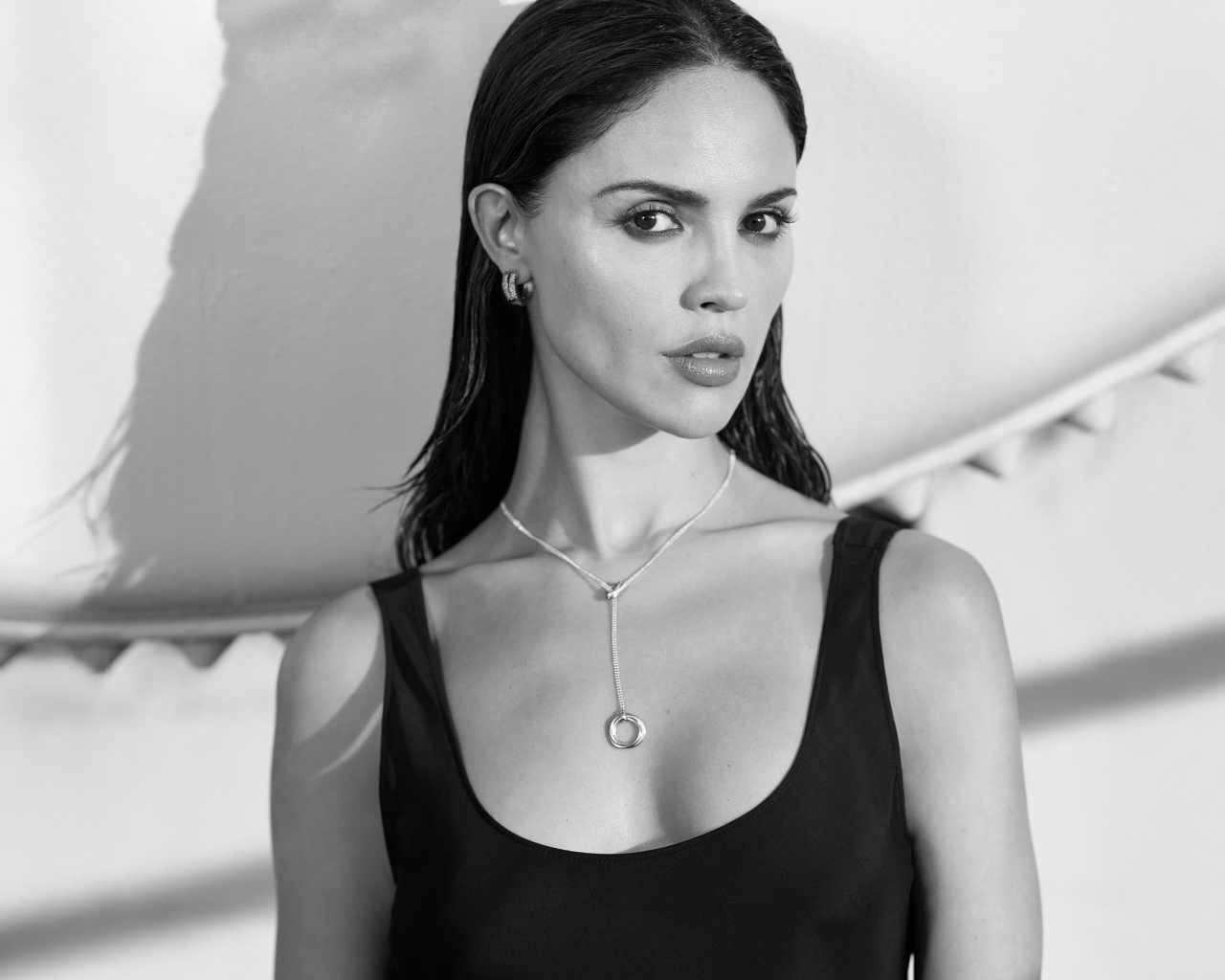 Украшение на шее популярной актрисы Эйсы Гонсалес