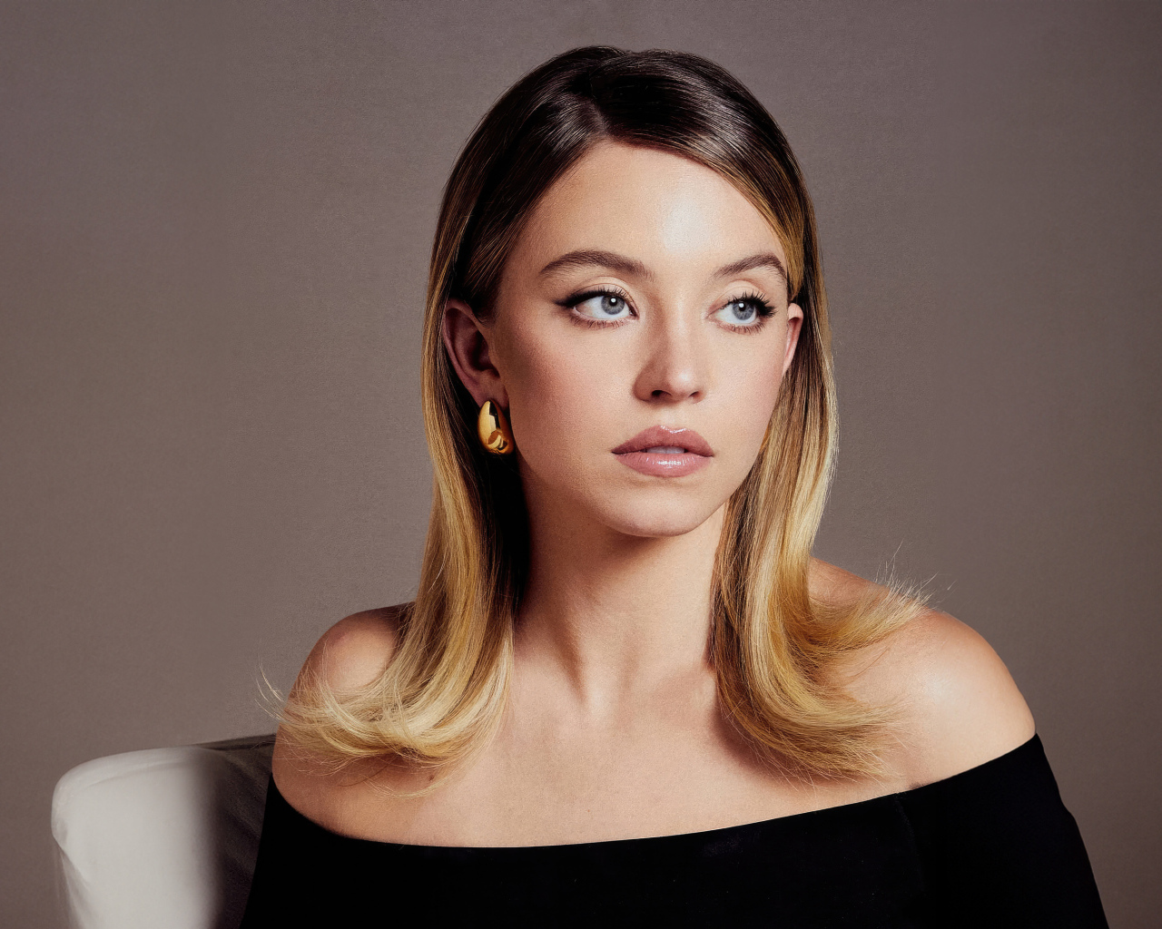 Выразительный взгляд актрисы Сидни Суини