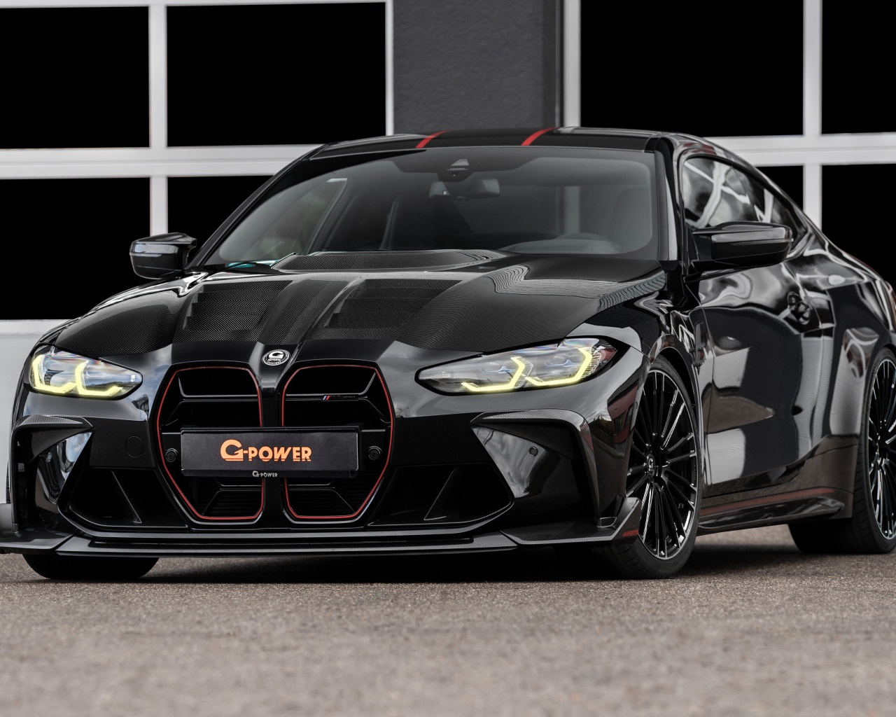 Черный автомобиль G-Power G4M CSL Bi-Turbo