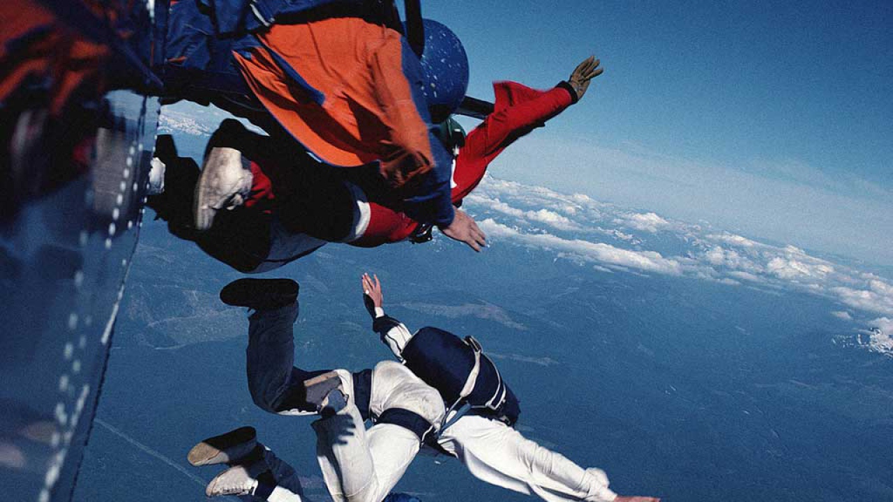 прыжки с парашютом