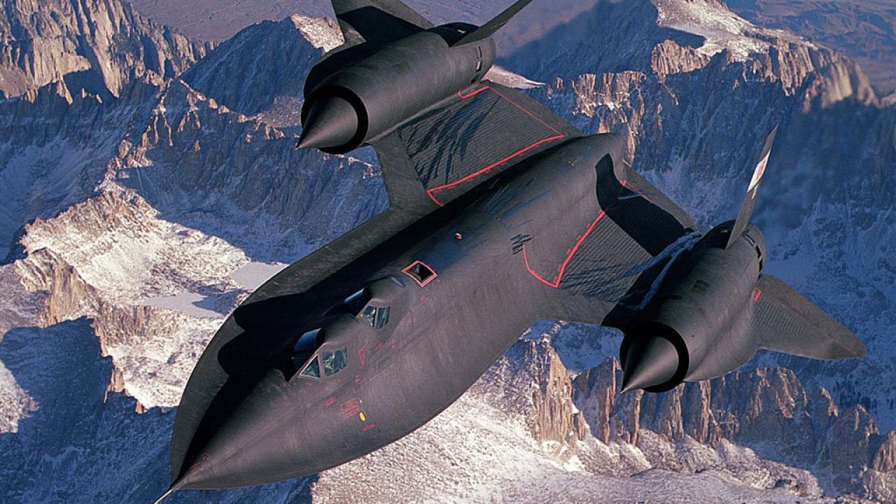 Сверхзвуковой самолет