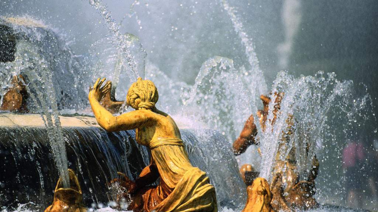 Красивый фонтан