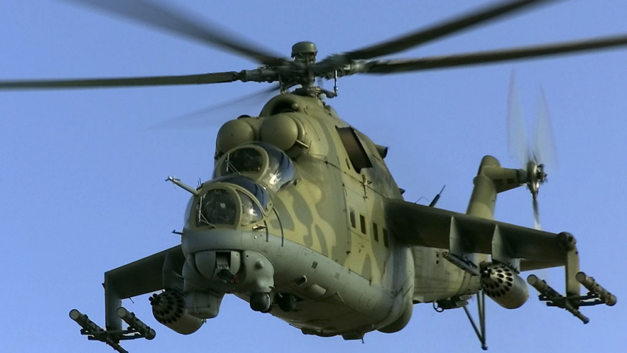 Военный вертолет