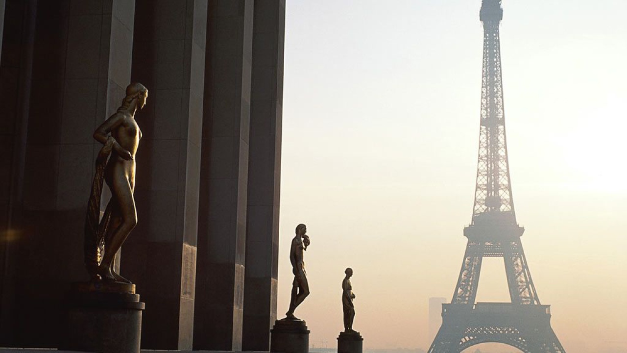 Париж вид на Эйфелеву башню