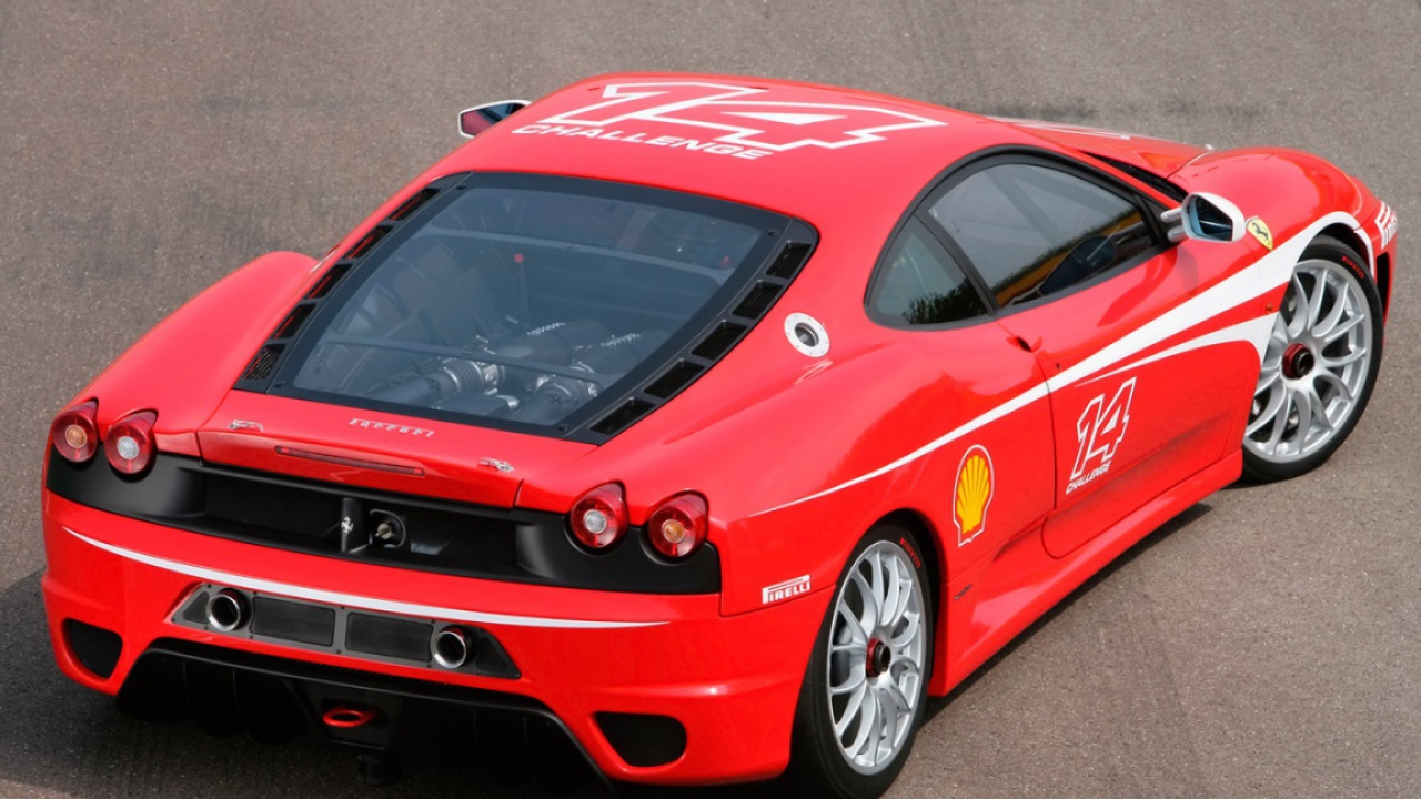  Ferrari вид сверху