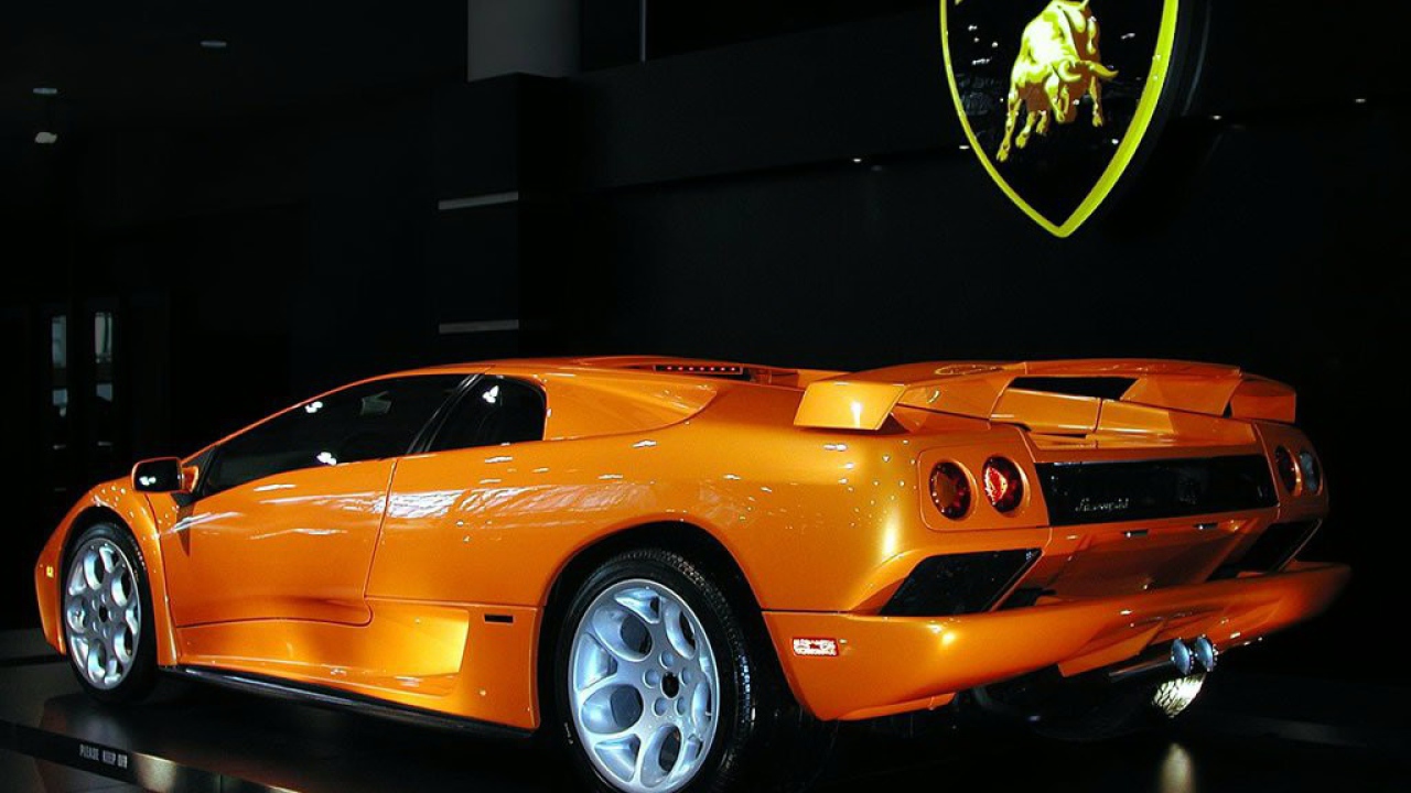 Оранжевый Дьявол Lamborghini Diablo