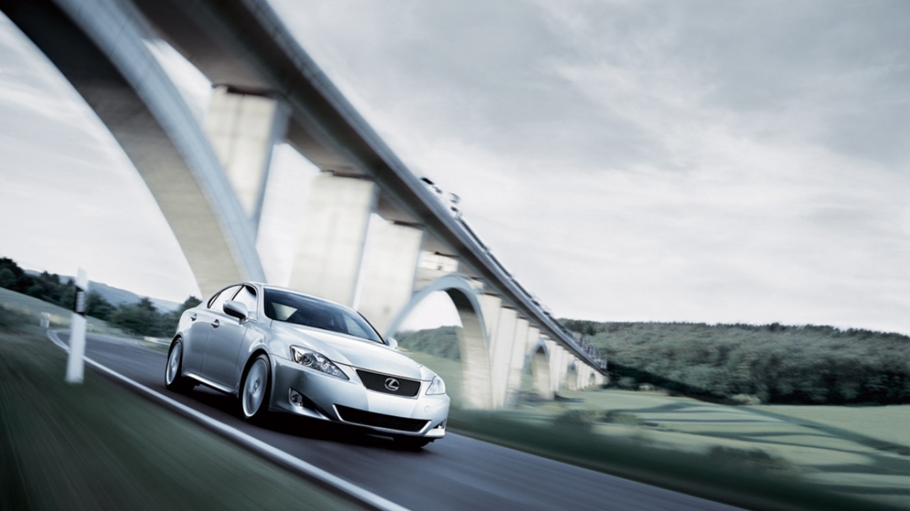 Быстрый Lexus IS 250
