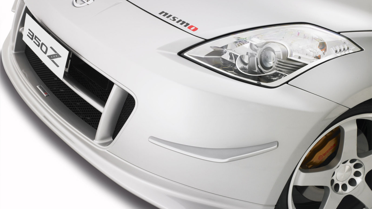 Nissan 350Z перед