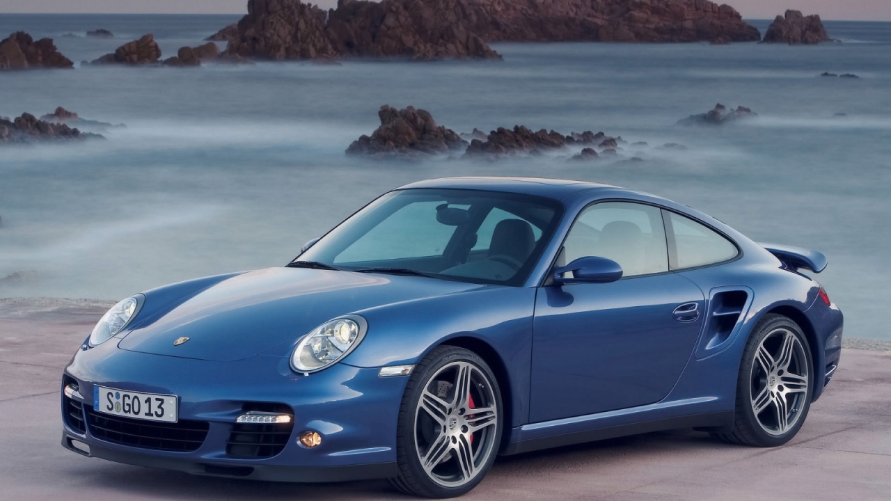 Синий Порше