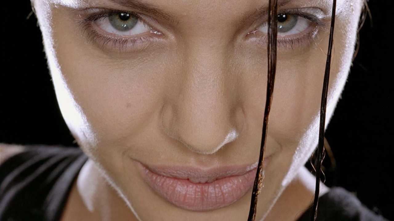 Angelina Jolie