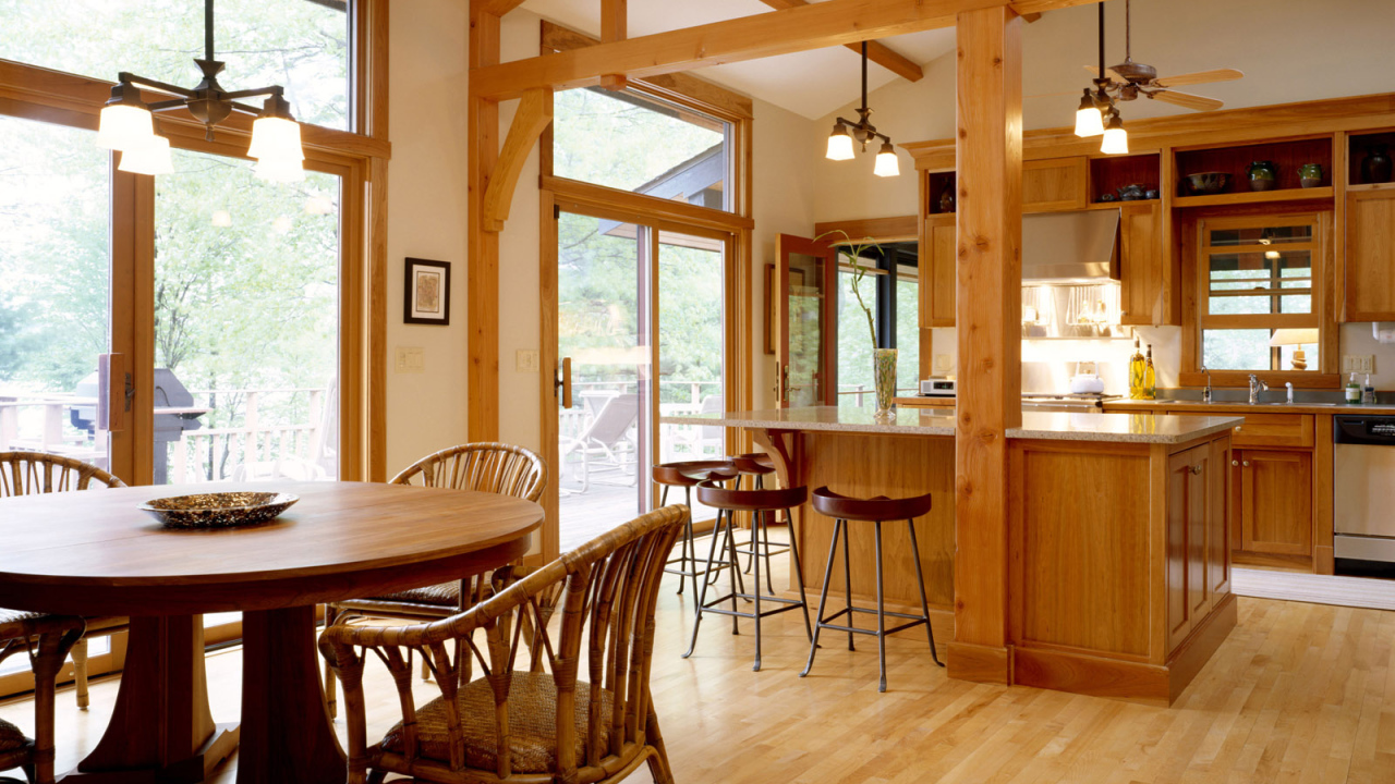 Столовая с выходом на террасу