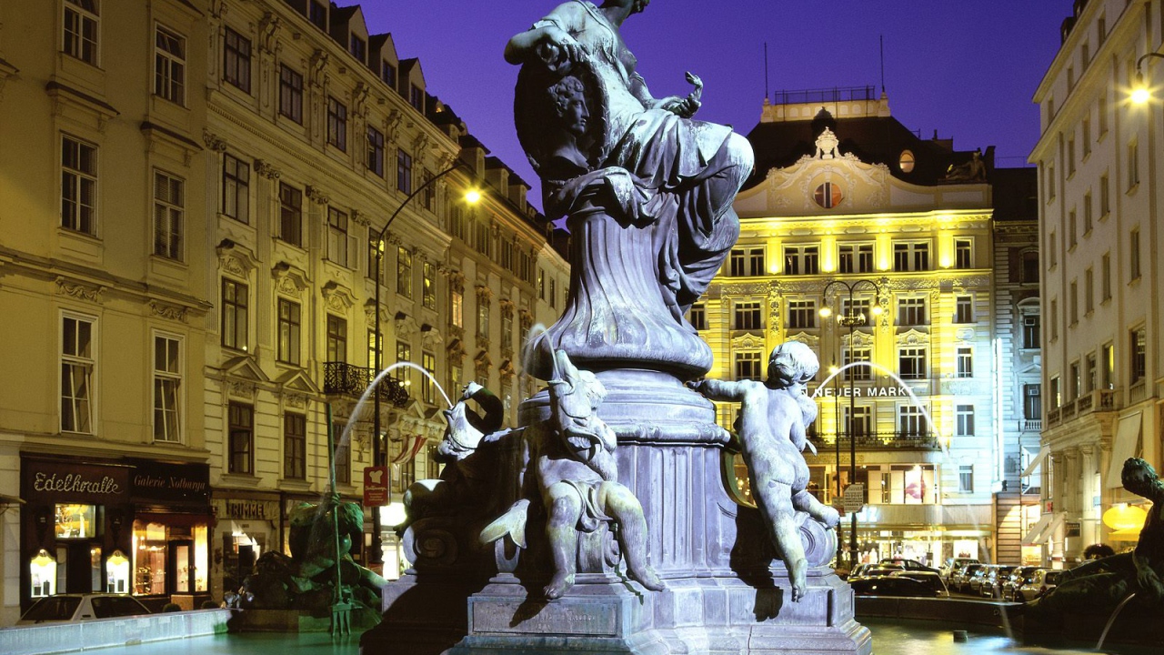 Фонтан Donnerbrunnen, Вена, Австрия