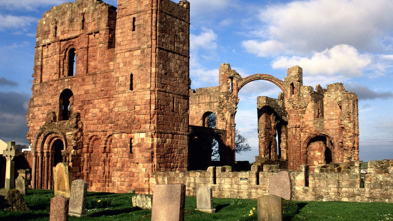 Монастырь Lindisfarne
