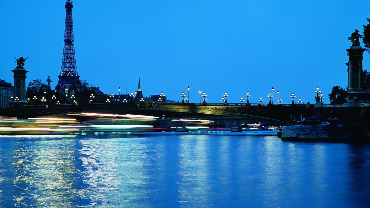 Вечерний Париж