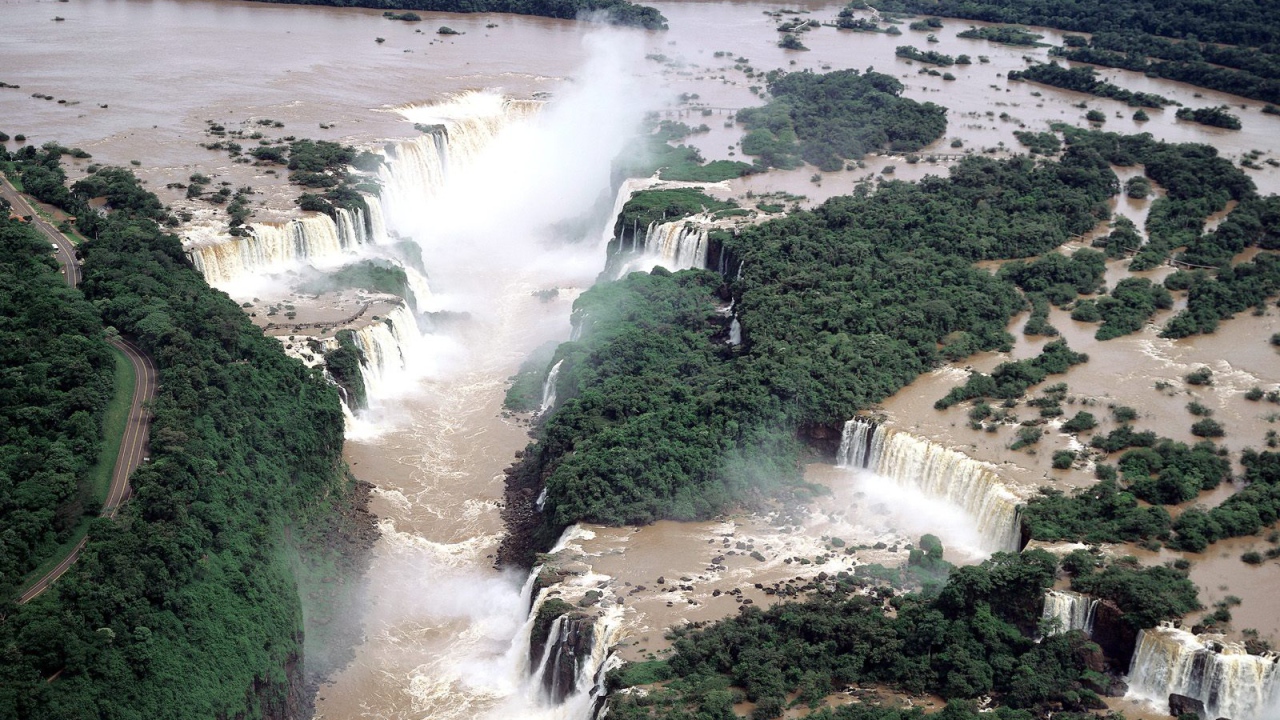 Водопад Игуасу Фолс
