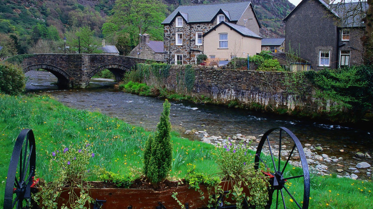 Речной домик