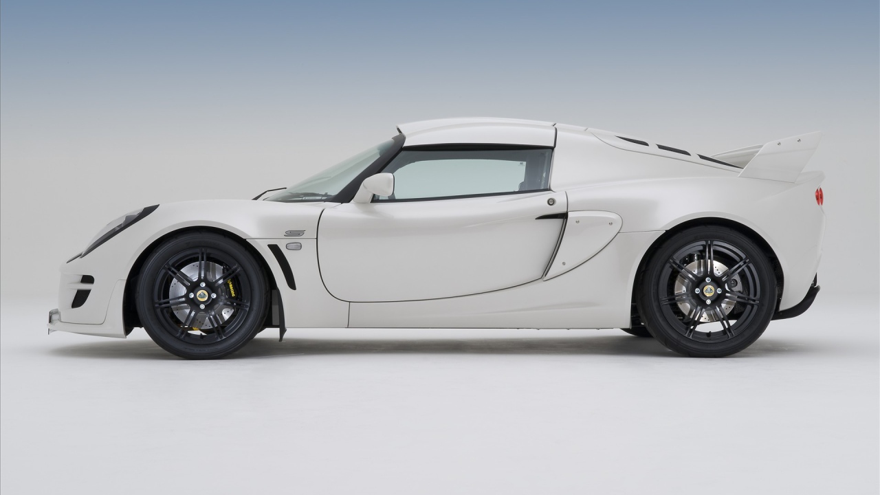 Спорткар Lotus Exige S