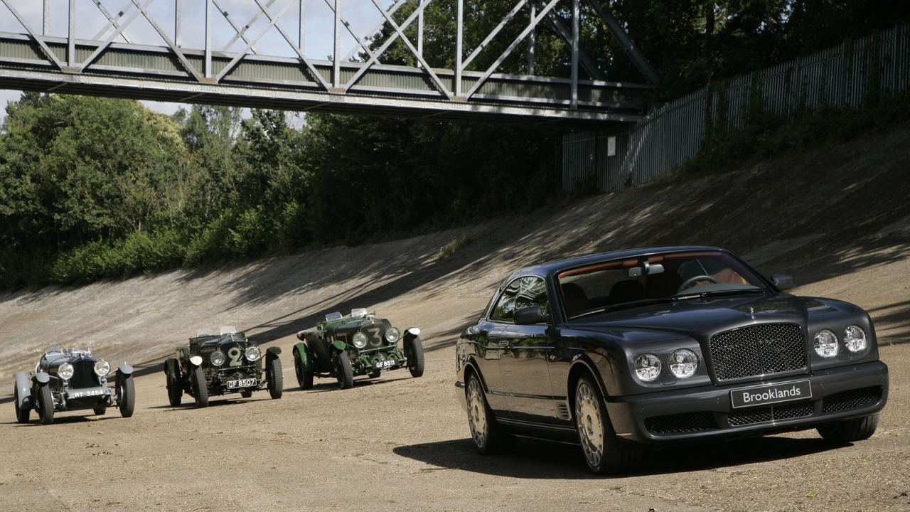 Классические автомобили