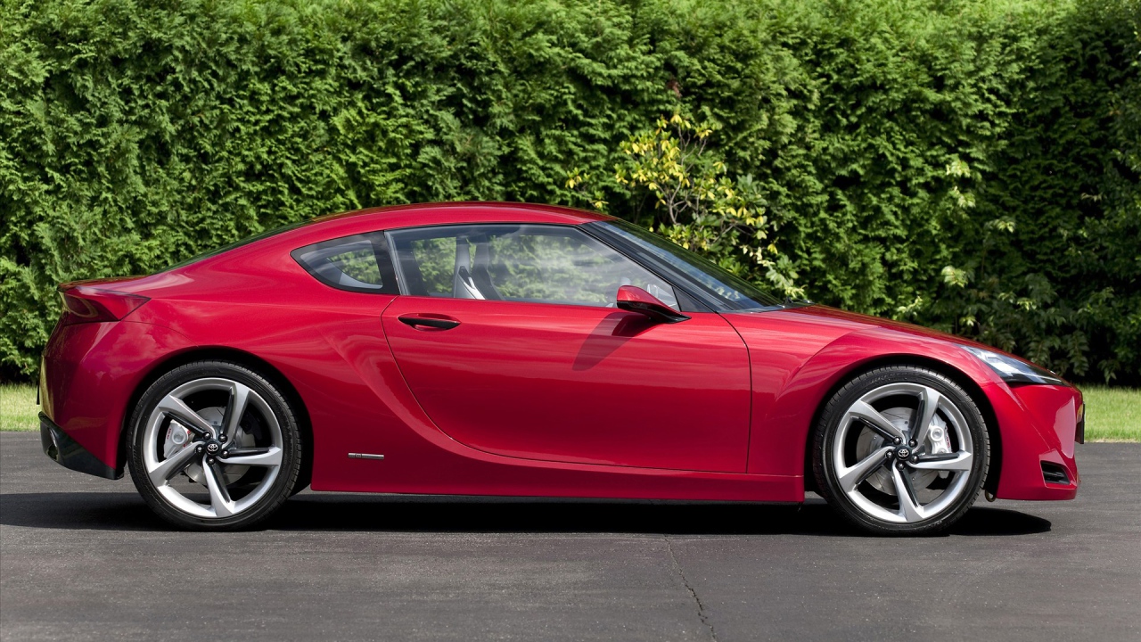 Красный авто