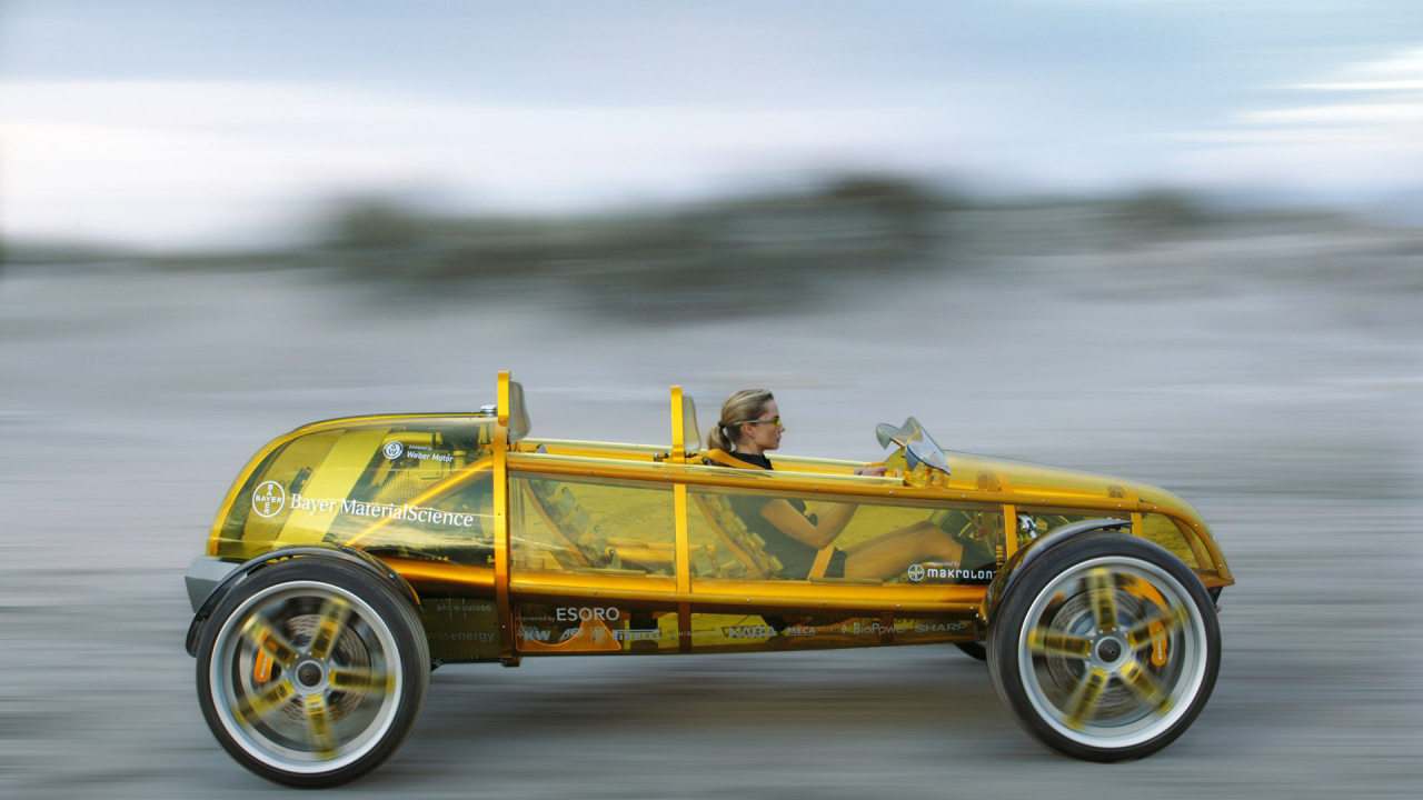Девушка в прототипе