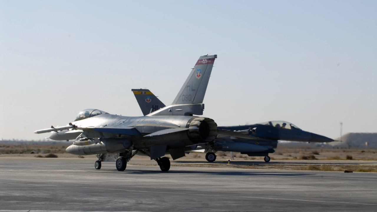 Военная авиация / подготовка ко взлету