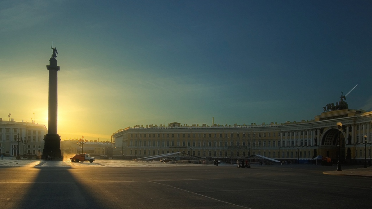 Wallpaper на рабочем столе  Дмитрия Медведева