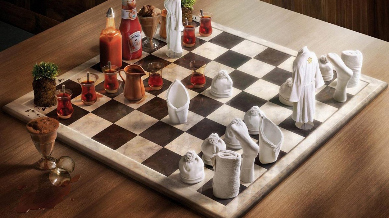 Столовые шахматы