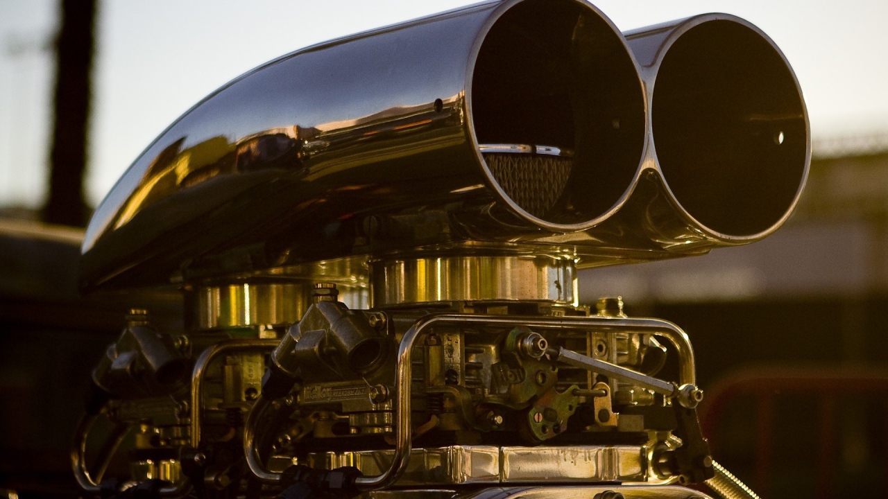 Отражение в металле