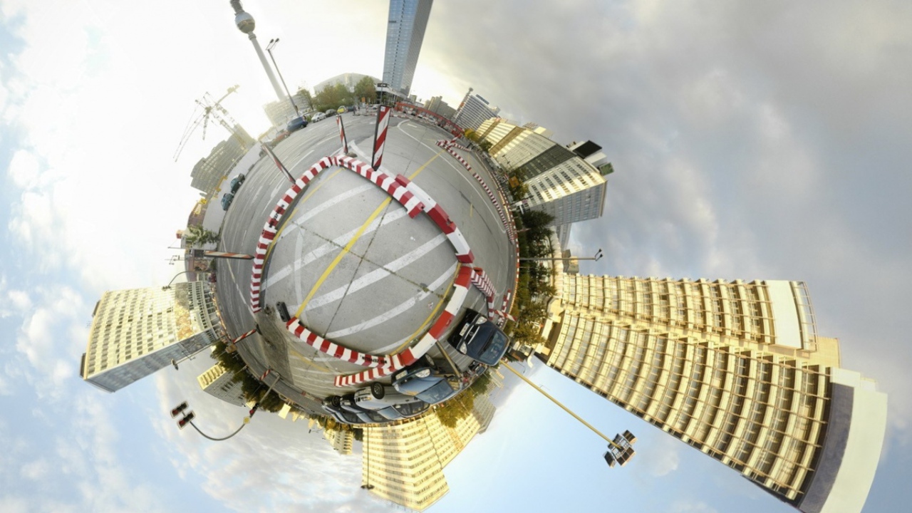 Маленький мир