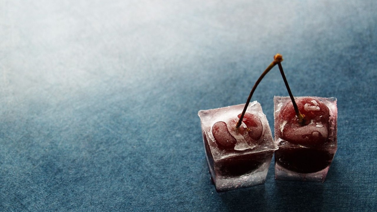 Замороженная вишня