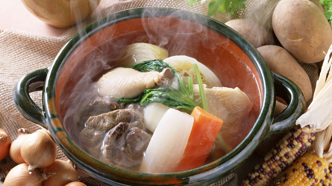 Уха с куриными ножками