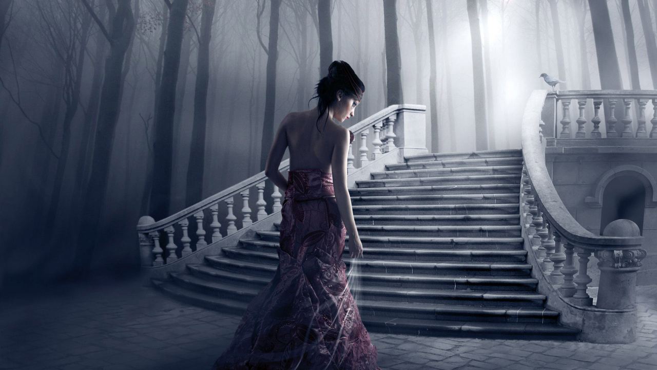 Девушка в темном саду