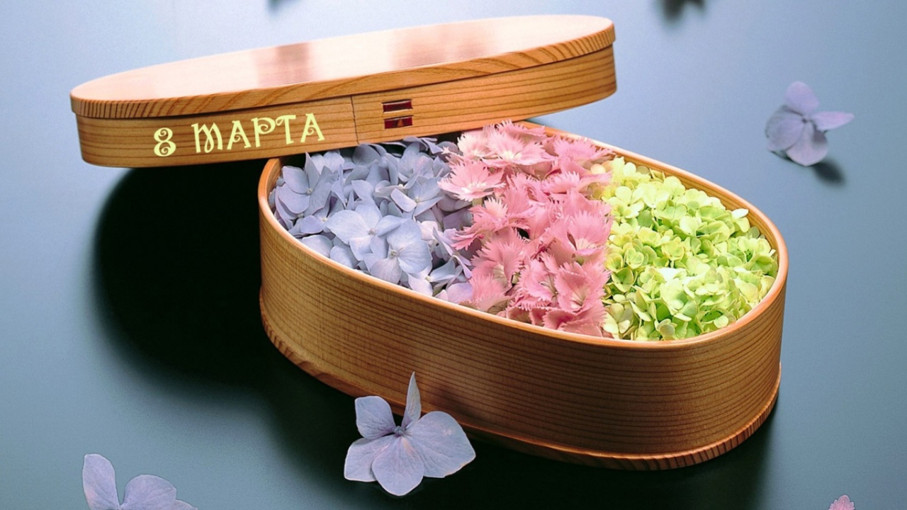 Коробочка с цветами