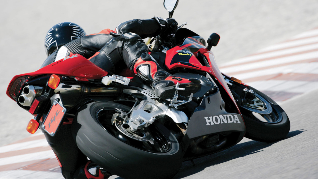 Предельная скорость на повороте