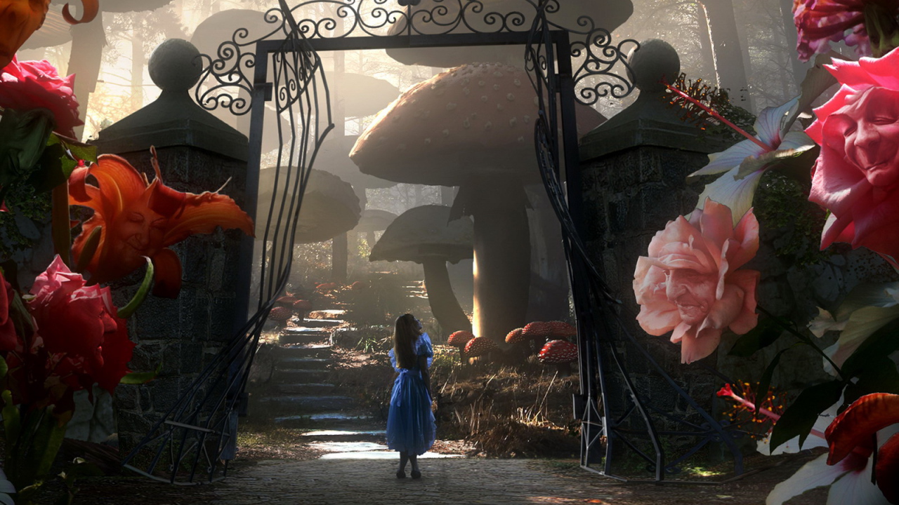 Алиса в стране чудес 2010