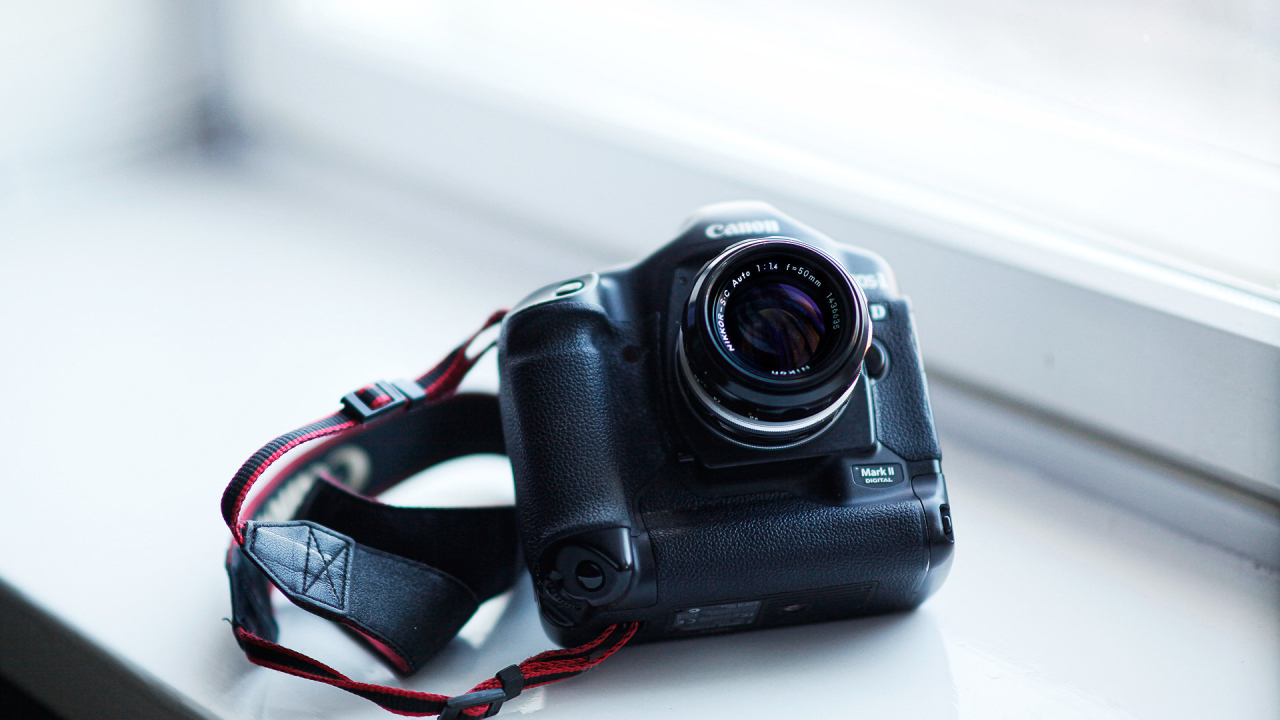 фотоаппарат Canon EOS 5D Mark II