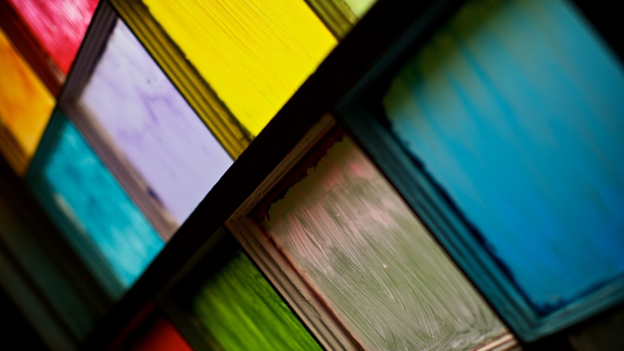 Разноцветные стекла