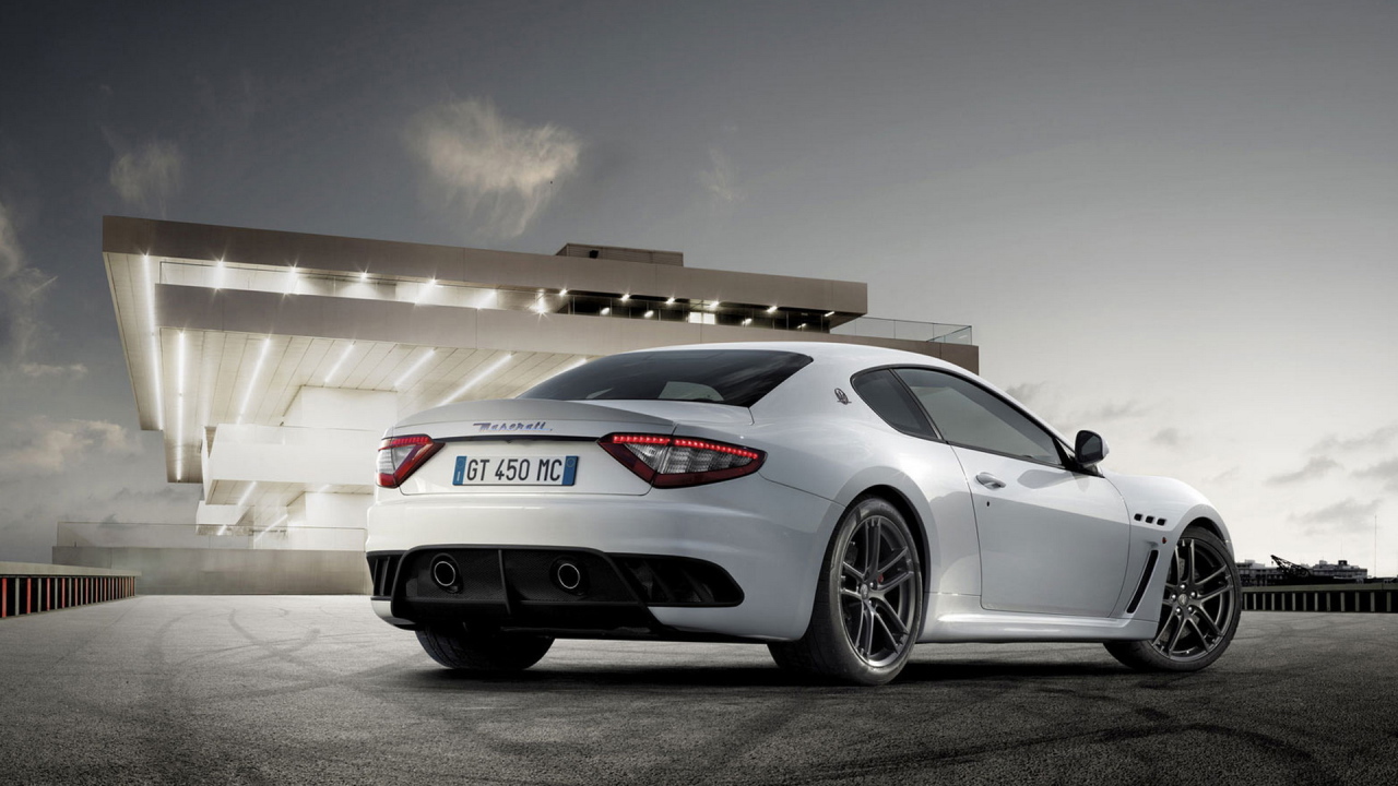 Мазерати Грантуризмо