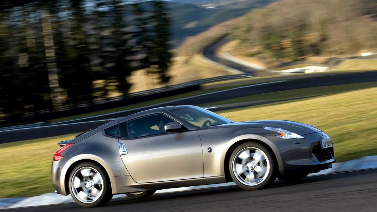 Спортивный Ниссан 370z