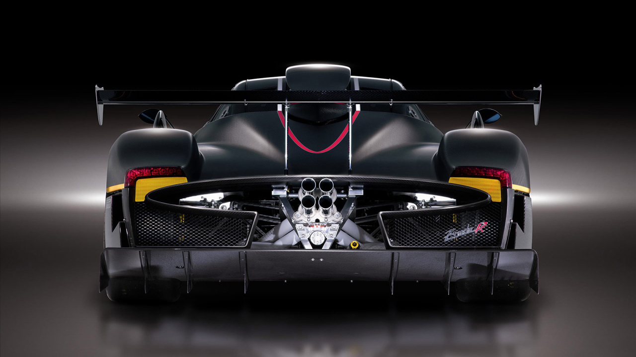 Спортивный болид