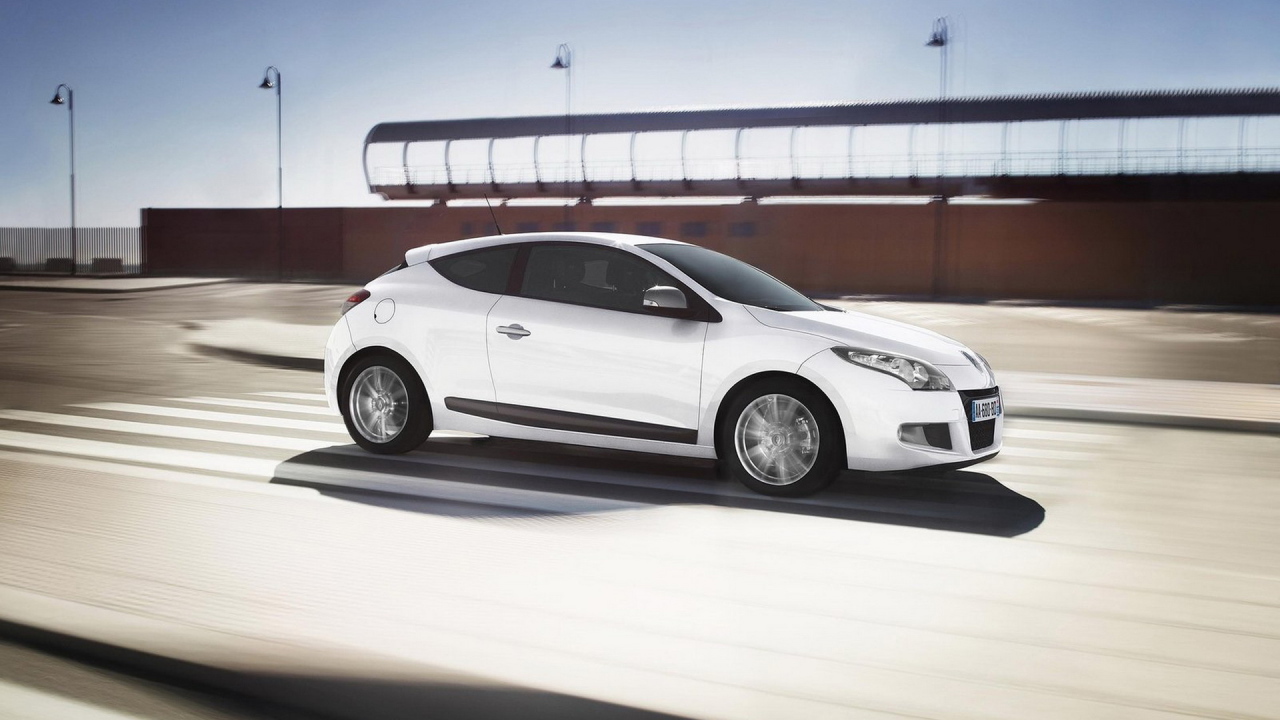 Renault-Megane Coupe GT Line