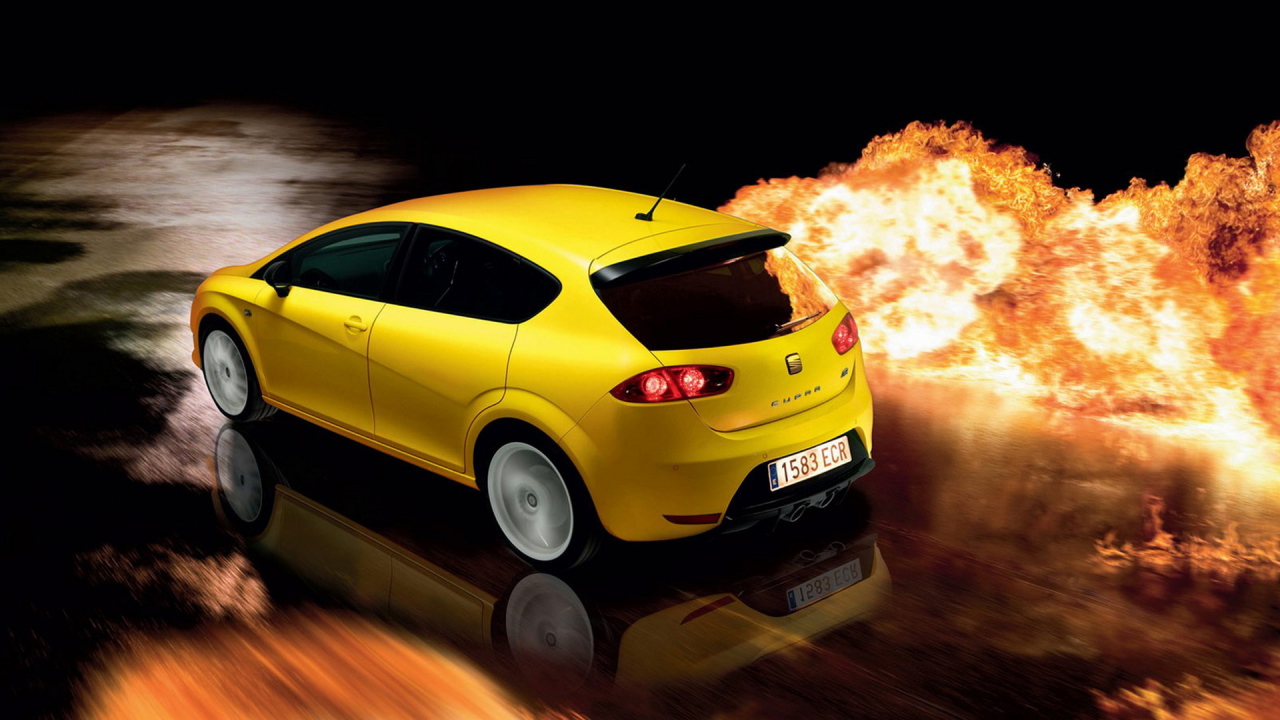 Сиат Леон Купра в желтом кузове