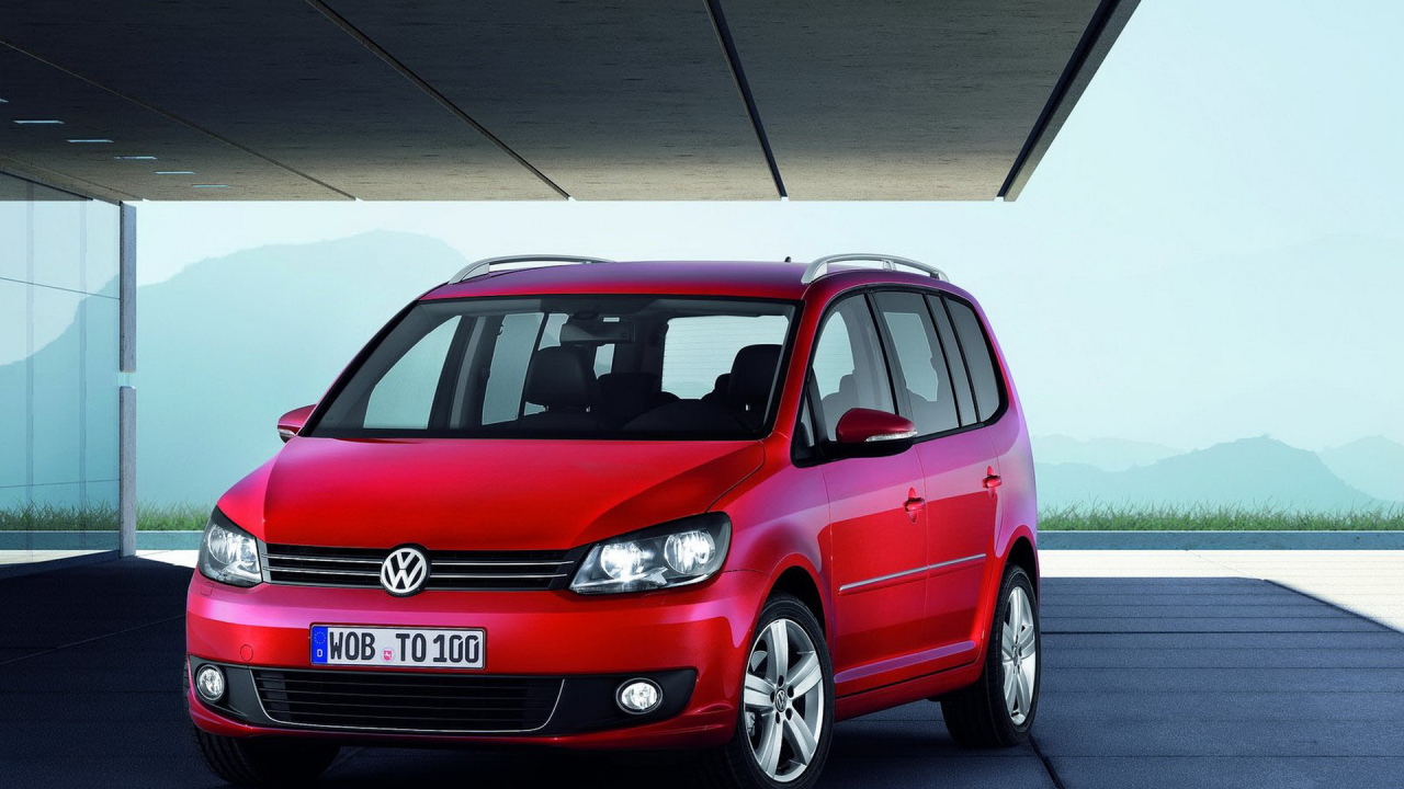 Волксваген  Тоуран