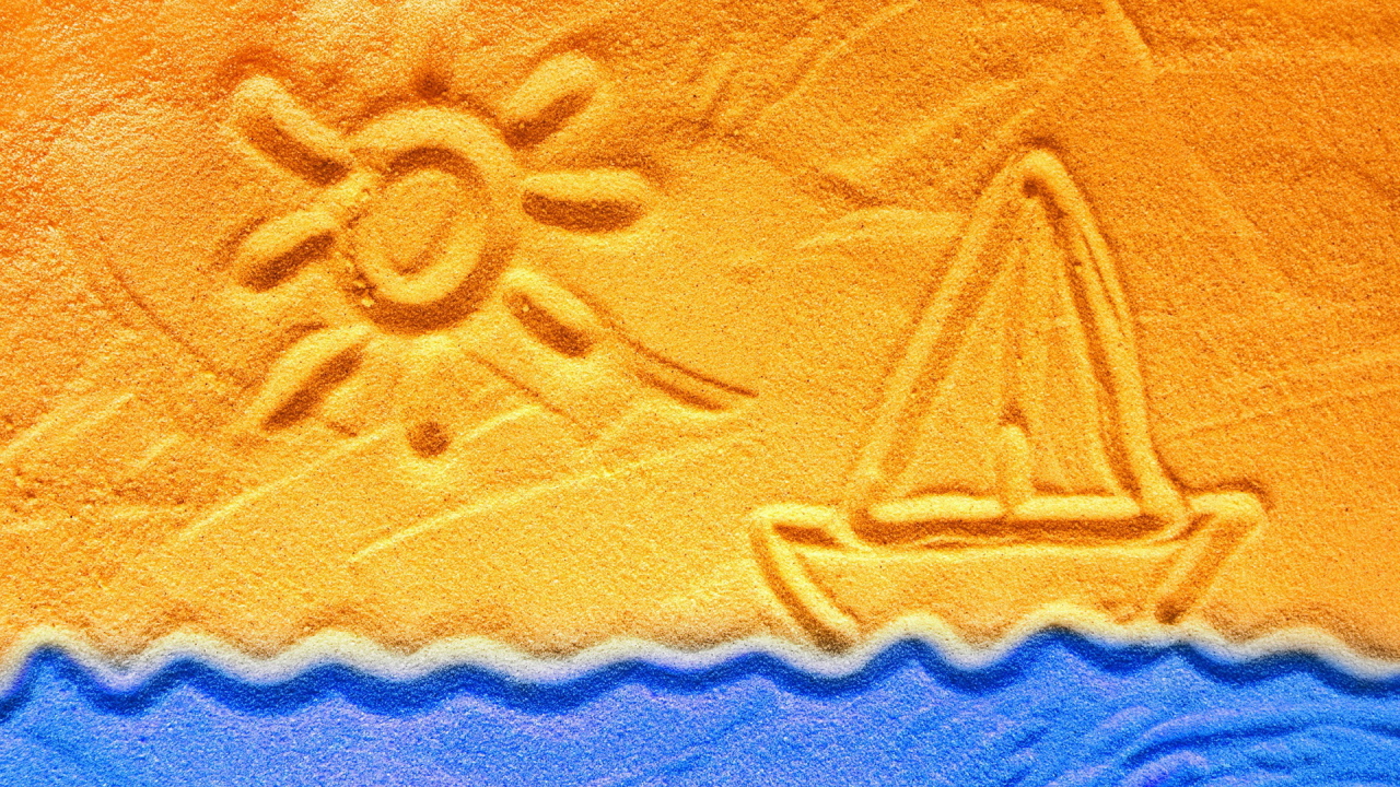 Песок и море