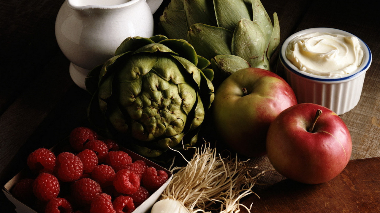 Фруктово-ягодный натюрморт